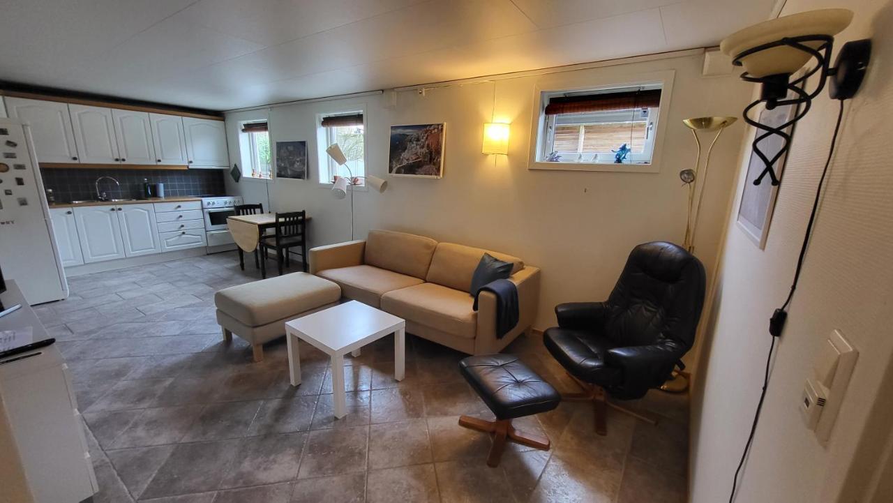 Flott Leilighet I Stille Og Rolig Omrade, Med Gratis Privat Parkering! Apartment Stavanger